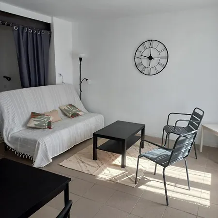 Apartman Large Near Medieval *